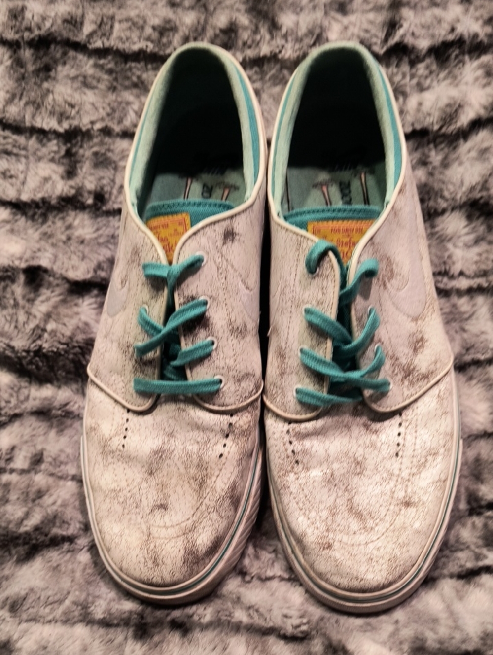 Nike Zoom Stephan White Sneakers with Teal Accents Mens Size 12